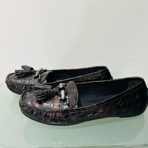 Stuart Weitzman women’s loafers patent leather tassels animal print size 7.5 M‎